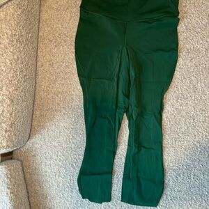 Lululemon | everglade green leggings